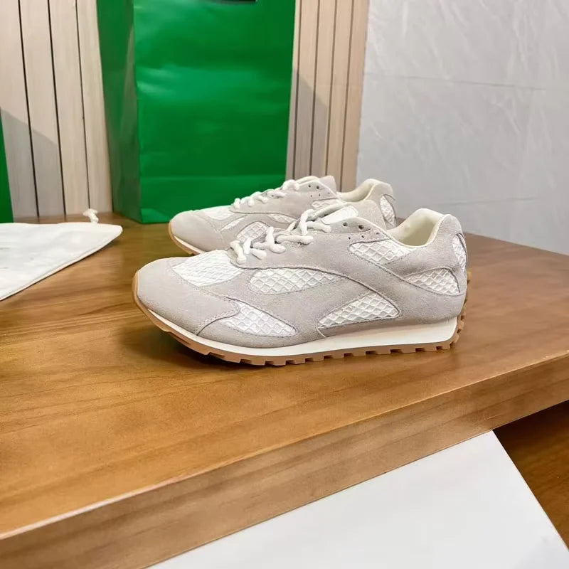 2026 Breathable Sports Shoes High Quality Stylish Unisex Casual Men and Women Sneakers New Style Designer Walking Style Shoes