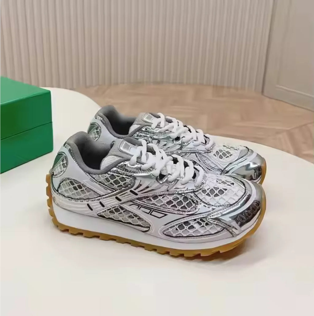 2026 Breathable Sports Shoes High Quality Stylish Unisex Casual Men and Women Sneakers New Style Designer Walking Style Shoes