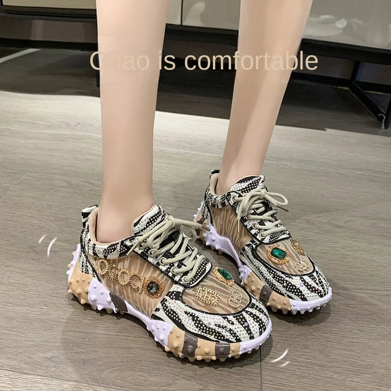 2025 Spring New European Style Mesh Printed Sports Shoes for Women Fashionable Sneakers Design for Girls Foreign Trade