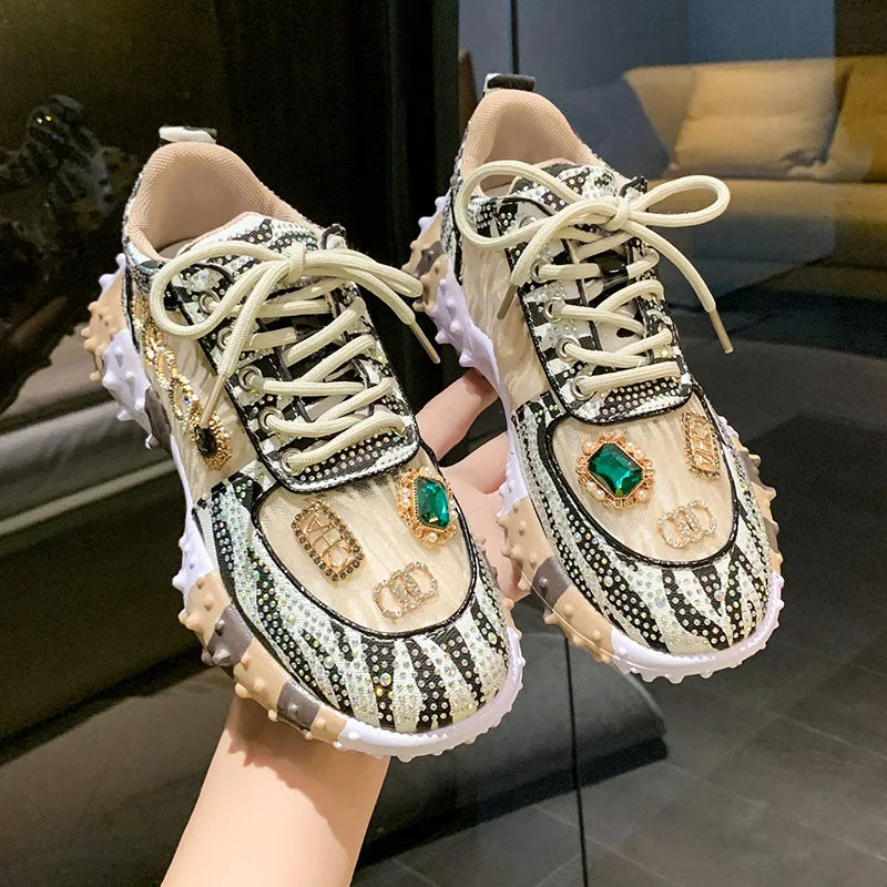 2025 Spring New European Style Mesh Printed Sports Shoes for Women Fashionable Sneakers Design for Girls Foreign Trade