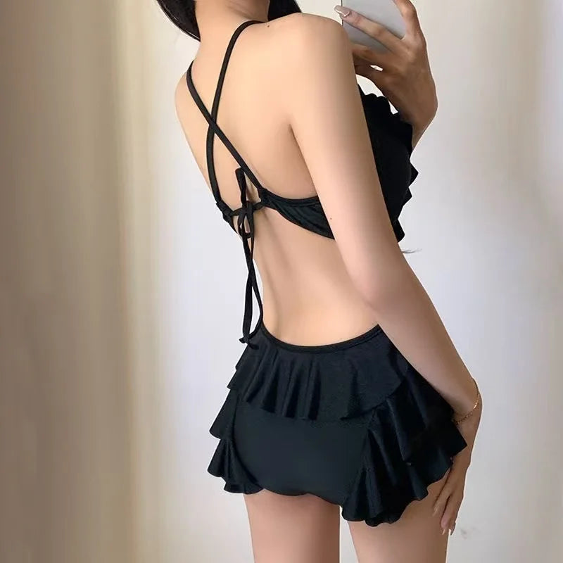 Fashionable Korean style women's one-piece swimsuit, push-up and backless, perfect for sexy girls, students, beach vacations