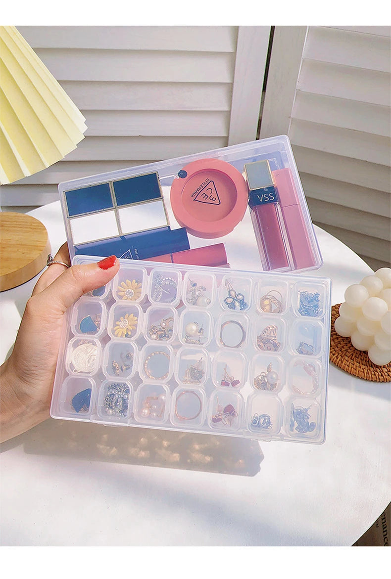 28-Grid Plastic Jewelry Storage Box, Organizer Case for Necklaces, Earrings, Rings