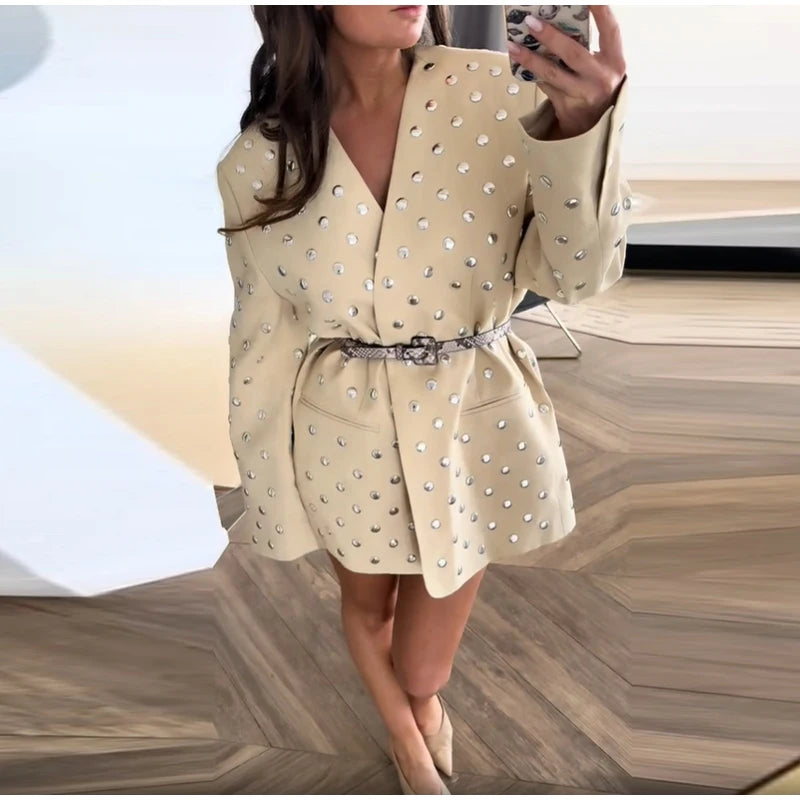 Rivet Fashion V-neck Balzer Coat Women Shoulder Pads Loose Fake Pocket Long Sleeve Jacket 2025 Spring Street Party Commute Tops