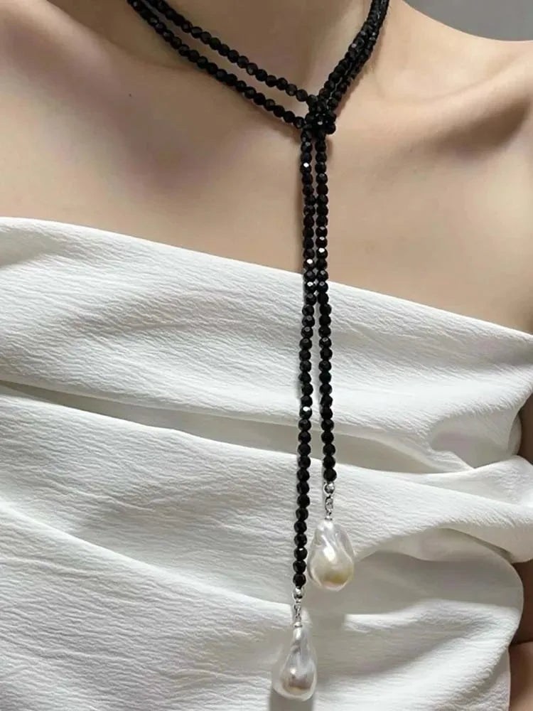 Retro Alien Irregular Baroque Pearl Pendant Necklace for Women Vintage Green Black Crystal Bead Long Necklace Neck Chain Jewelry