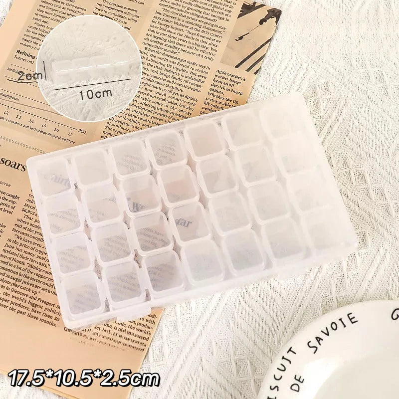 28-Grid Plastic Jewelry Storage Box, Organizer Case for Necklaces, Earrings, Rings