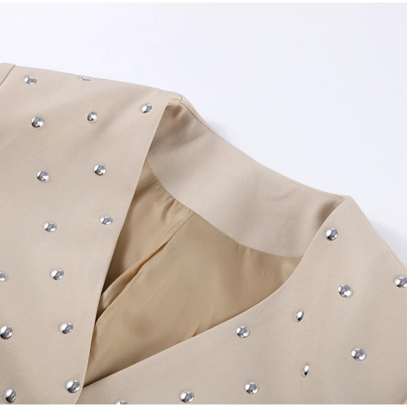 Rivet Fashion V-neck Balzer Coat Women Shoulder Pads Loose Fake Pocket Long Sleeve Jacket 2025 Spring Street Party Commute Tops