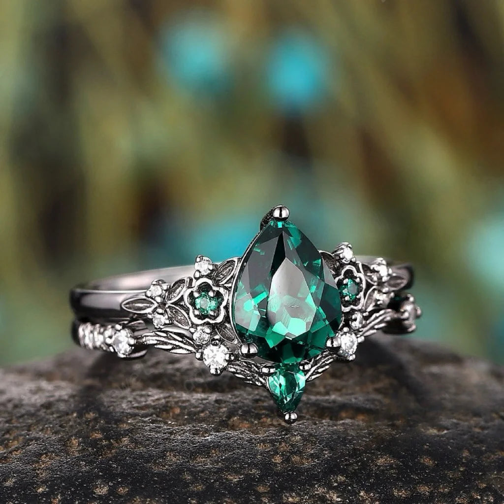Luxury Gun Black Cubic Zircon Ring Creative Vine Ring Classic Wedding New Dazzling Ladies Accessories Jewelry
