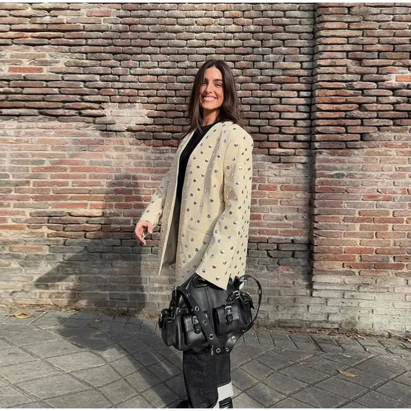 Rivet Fashion V-neck Balzer Coat Women Shoulder Pads Loose Fake Pocket Long Sleeve Jacket 2025 Spring Street Party Commute Tops