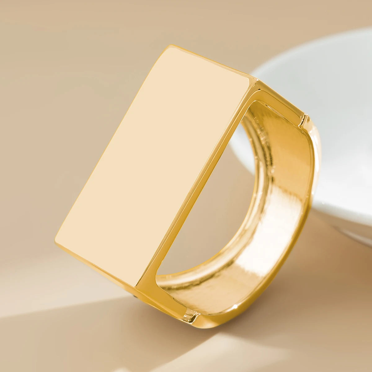 Ingemark Exaggerated Gold Color Metal Spring Bangles for Women Punk Vintage Irregular Geometric Arm Bracelets Men Jewelry Gift