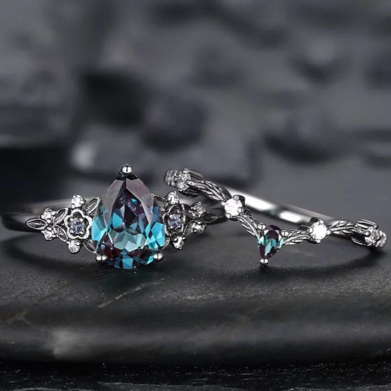 Luxury Gun Black Cubic Zircon Ring Creative Vine Ring Classic Wedding New Dazzling Ladies Accessories Jewelry